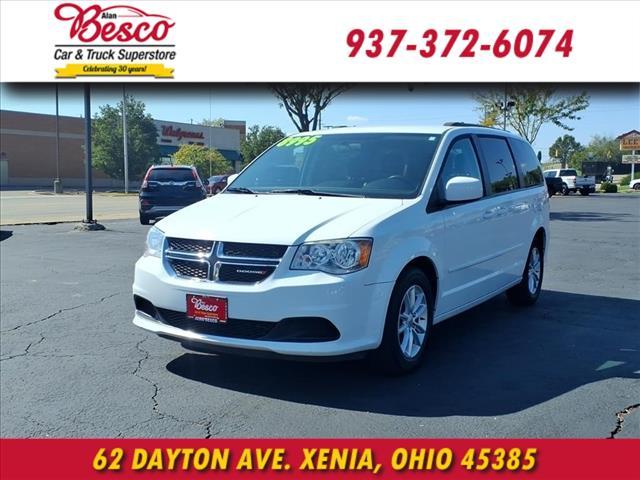 Photo of 2016 Bright White Clearcoat Dodge Grand Caravan