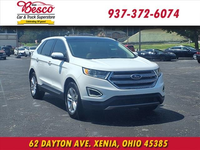 Photo of 2017 White Platinum Metallic Tri-Coat Ford Edge