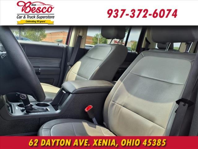 Photo of 2019 Ruby Red Metallic Tinted Clearcoat Ford Flex