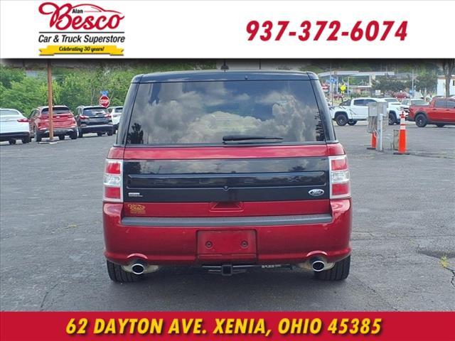 Photo of 2019 Ruby Red Metallic Tinted Clearcoat Ford Flex