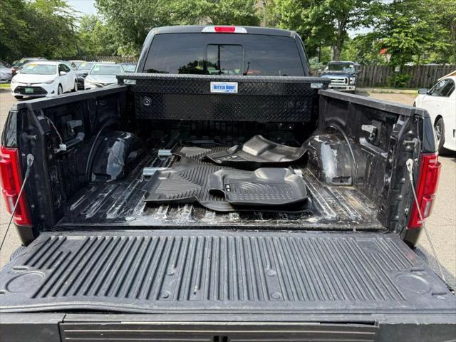 Photo of 2015 Tuxedo Black Metallic Ford F-150