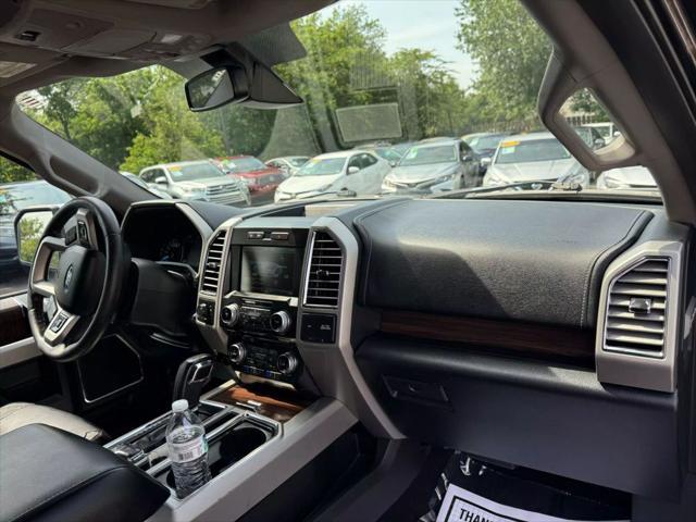 Photo of 2015 Tuxedo Black Metallic Ford F-150