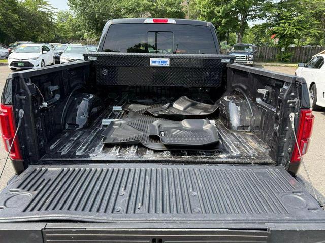 Photo of 2015 Tuxedo Black Metallic Ford F-150