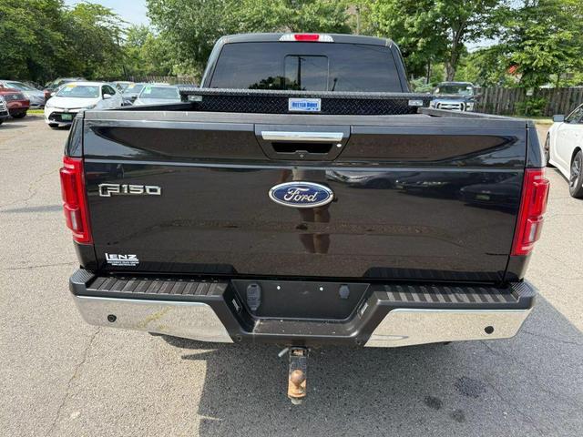 Photo of 2015 Tuxedo Black Metallic Ford F-150