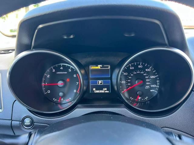 Photo of 2017 Gray Subaru Outback