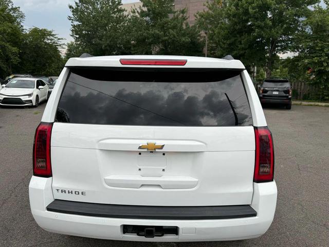 Photo of 2017 White Chevrolet Tahoe