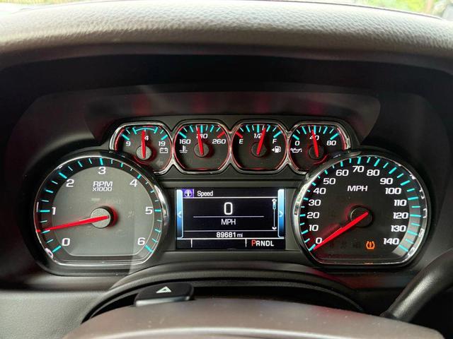 Photo of 2017 White Chevrolet Tahoe
