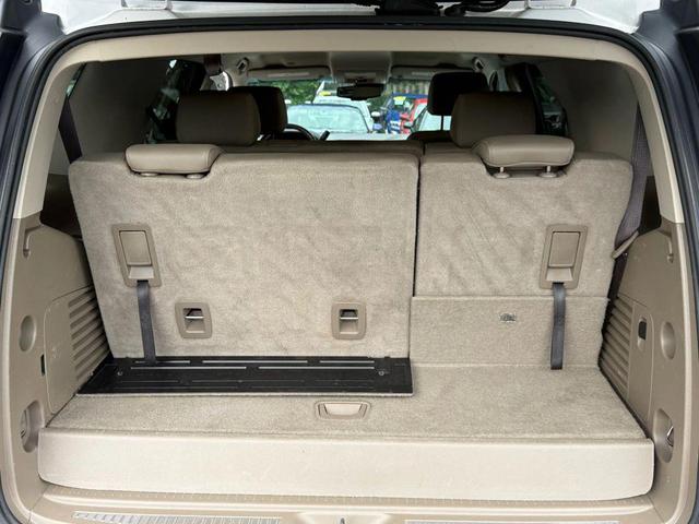 Photo of 2017 White Chevrolet Tahoe