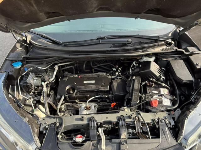 Photo of 2016 Crystal Black Pearl Honda CR-V