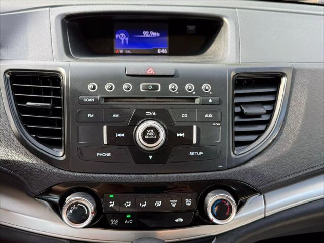 Photo of 2016 Crystal Black Pearl Honda CR-V