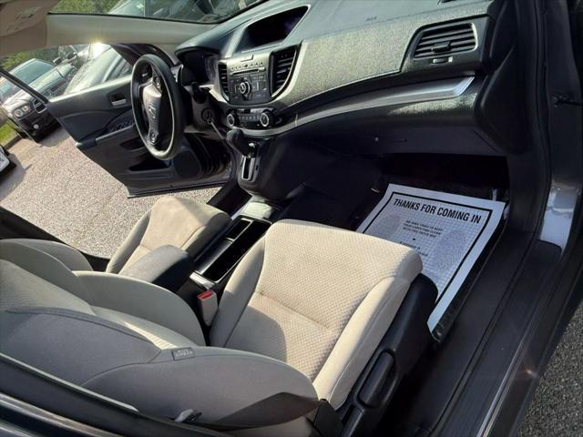 Photo of 2016 Crystal Black Pearl Honda CR-V