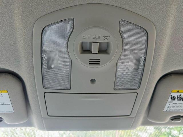 Photo of 2012 Blue Toyota Prius Plug-in