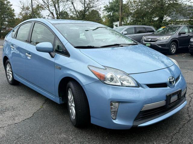 Photo of 2012 Blue Toyota Prius Plug-in
