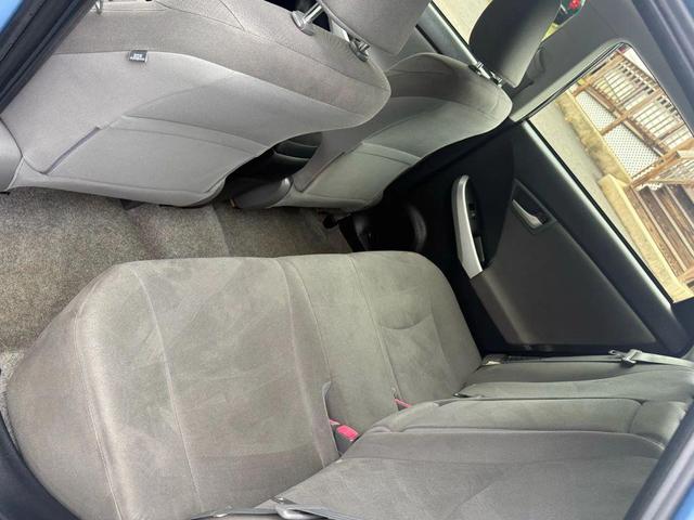 Photo of 2012 Blue Toyota Prius Plug-in