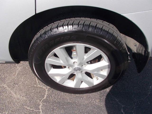 Photo of 2014 Silver Nissan Murano