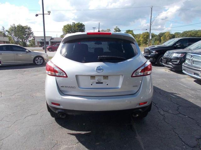 Photo of 2014 Silver Nissan Murano
