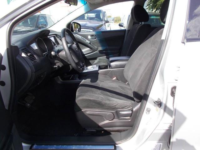 Photo of 2014 Silver Nissan Murano