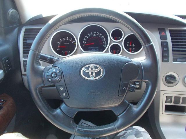 Photo of 2013 Black Toyota Tundra