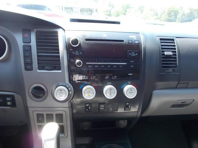 Photo of 2013 Black Toyota Tundra