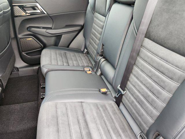 Photo of 2025 Graphite Gray Mitsubishi Outlander