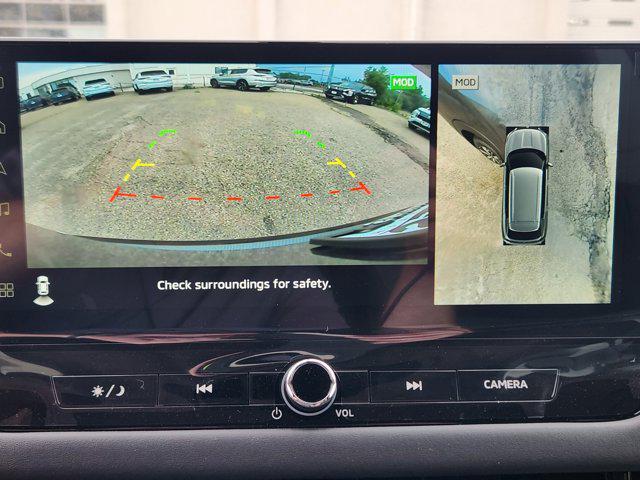 Photo of 2025 Graphite Gray Mitsubishi Outlander