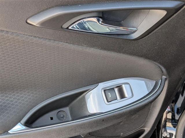 Photo of 2020 Mosaic Black Metallic Chevrolet Malibu
