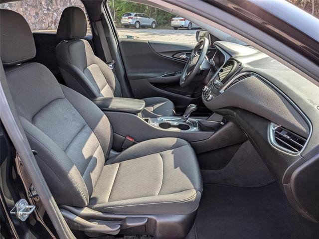 Photo of 2020 Mosaic Black Metallic Chevrolet Malibu