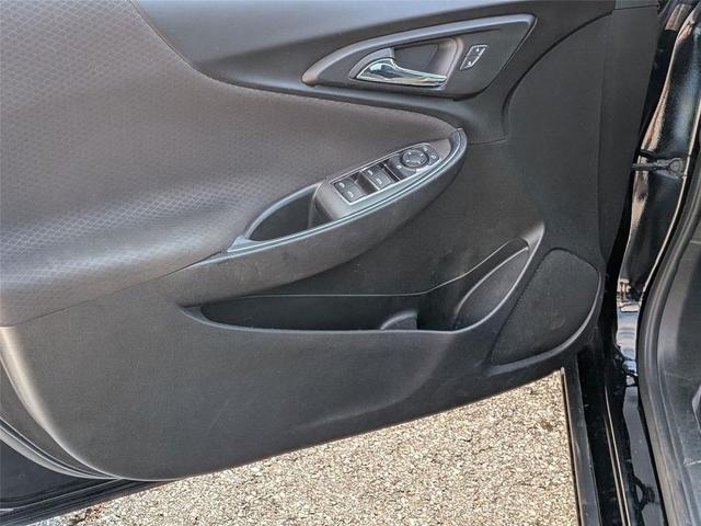 Photo of 2020 Mosaic Black Metallic Chevrolet Malibu