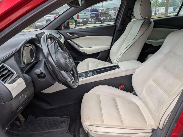 Photo of 2017 Soul Red Metallic Mazda Mazda6