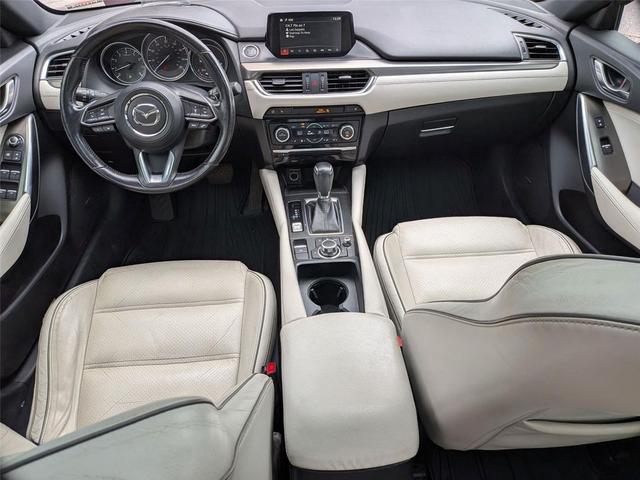 Photo of 2017 Soul Red Metallic Mazda Mazda6