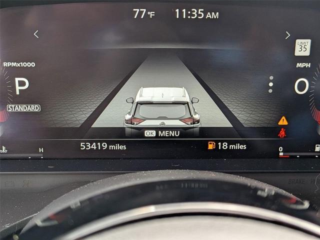 Photo of 2023 Pearl White Tricoat Nissan Rogue