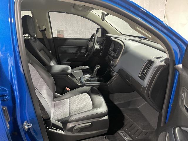 Photo of 2022 Bright Blue Metallic Chevrolet Colorado