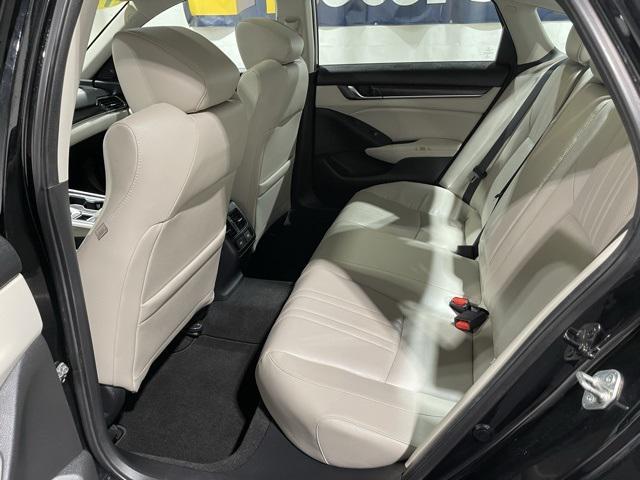 Photo of 2018 Crystal Black Pearl Honda Accord