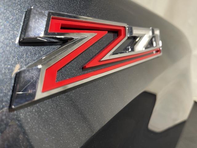 Photo of 2019 Gray Chevrolet Silverado 1500