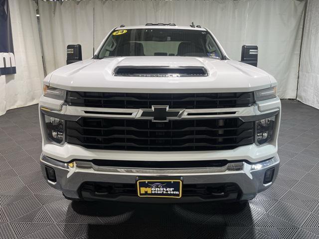 Photo of 2024 Summit White Chevrolet Silverado 2500