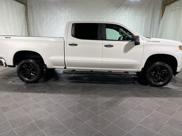 Photo of 2019 Summit White Chevrolet Silverado 1500