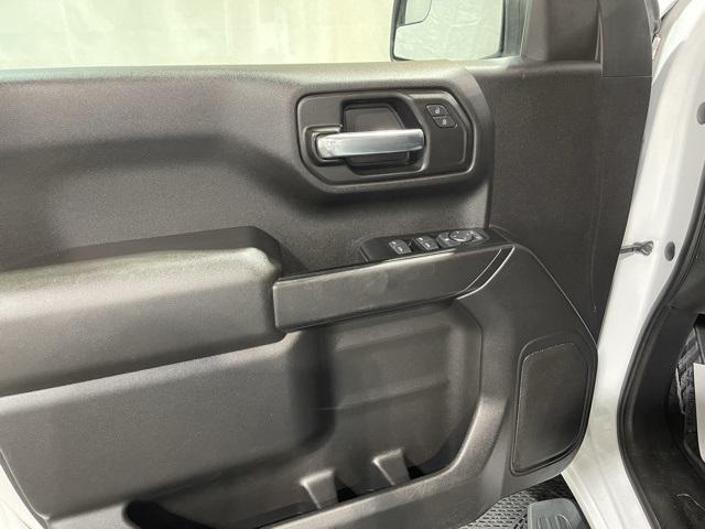 Photo of 2019 Summit White Chevrolet Silverado 1500