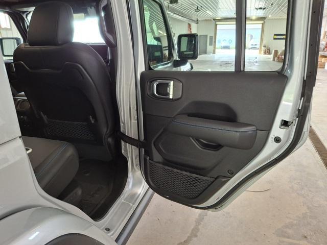 Photo of 2024 Silver Zynith Clearcoat Jeep Wrangler 4xe