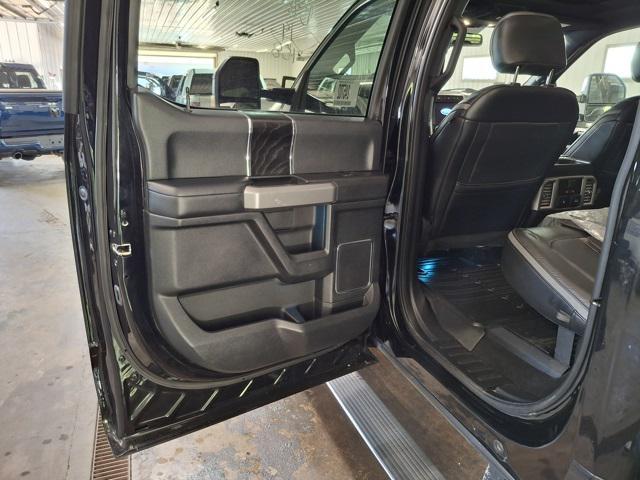 Photo of 2019 Agate Black Metallic Ford F-250
