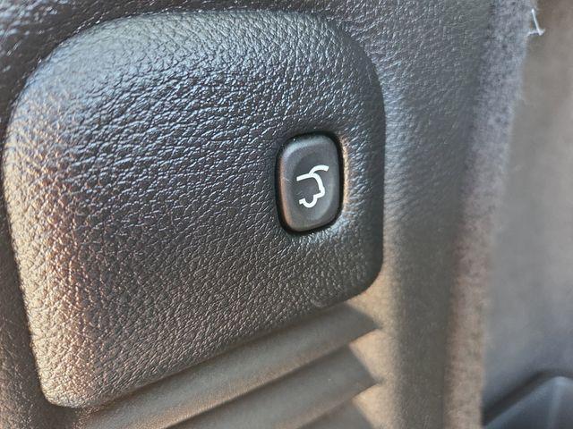 Photo of 2024 White Knuckle Clearcoat Dodge Durango