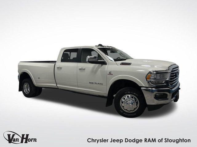 2022 RAM 3500