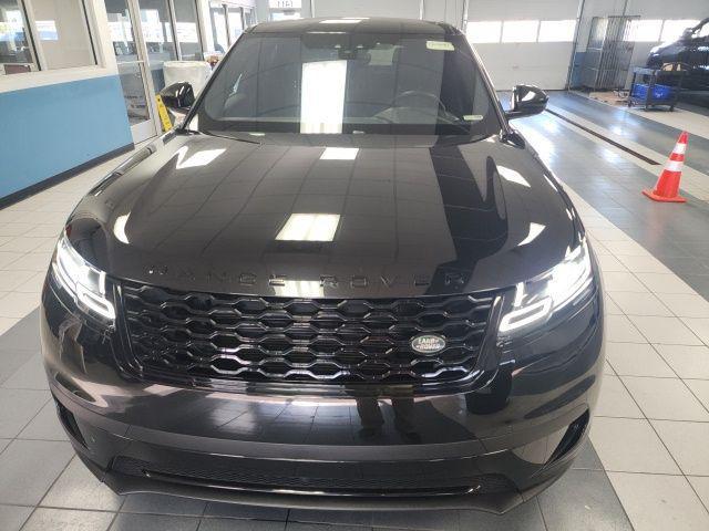 Photo of 2018 Black Land Rover Range Rover Velar