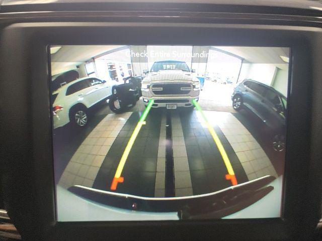 Photo of 2018 Bright White Clearcoat RAM 2500