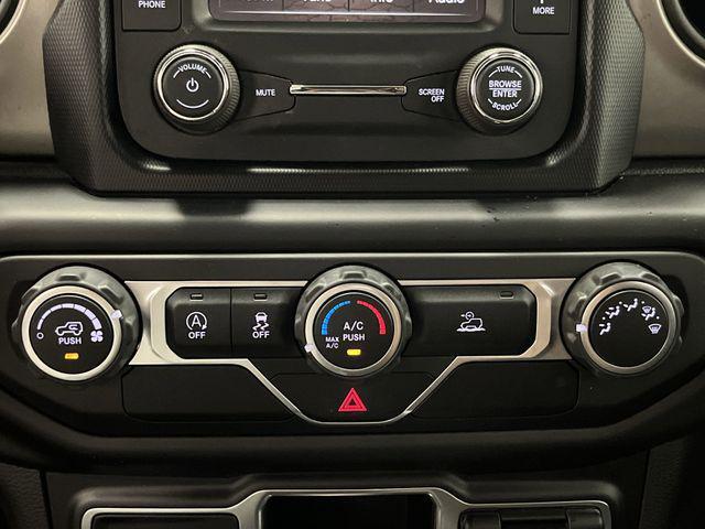 Photo of 2021 Black Clearcoat Jeep Wrangler