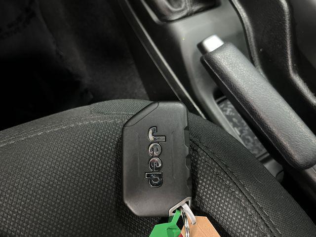 Photo of 2021 Black Clearcoat Jeep Wrangler