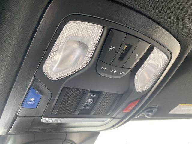 Photo of 2025 Granite Crystal Metallic Clearcoat RAM 2500