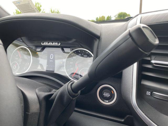 Photo of 2025 Granite Crystal Metallic Clearcoat RAM 2500