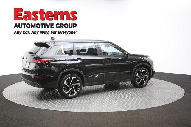 Photo of 2023 Black Mitsubishi Outlander
