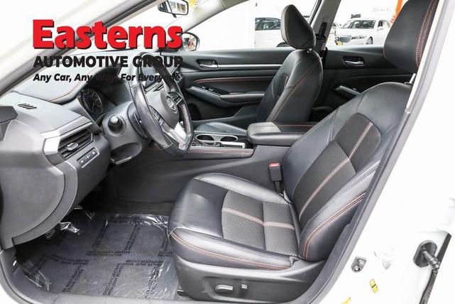 Photo of 2023 Pearl White Tricoat Nissan Altima