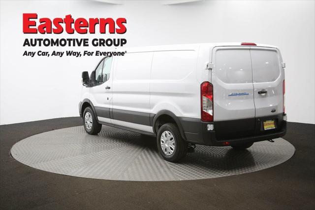 Photo of 2023 OXFORD WHITE Ford Transit-350